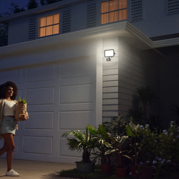 50W LED motion sensor floodlight black casing IP65 6500K daylight security light