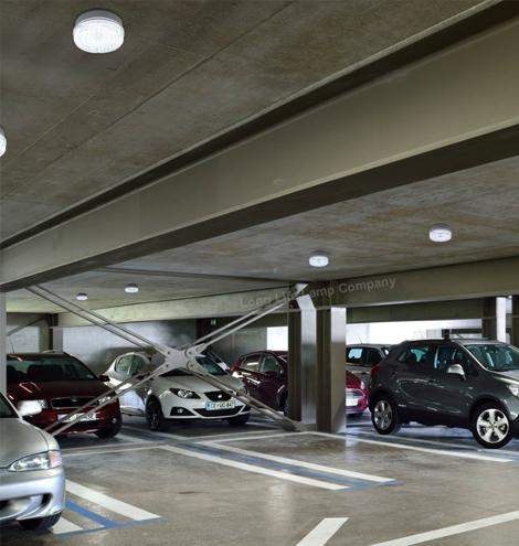 Round 18w LED Ceiling Light IP65 6500k Bright Daylight Surface Mount Bulkhead - PanelHut Free Delivery on all orders